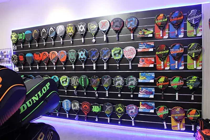 Pro Shop & Echipament